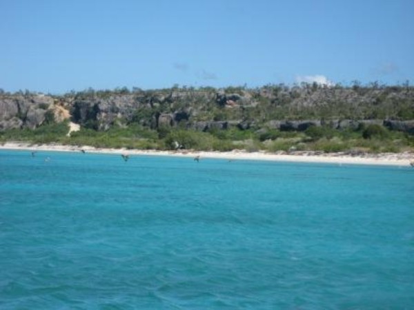 Bahia de las Aguilas - 01
